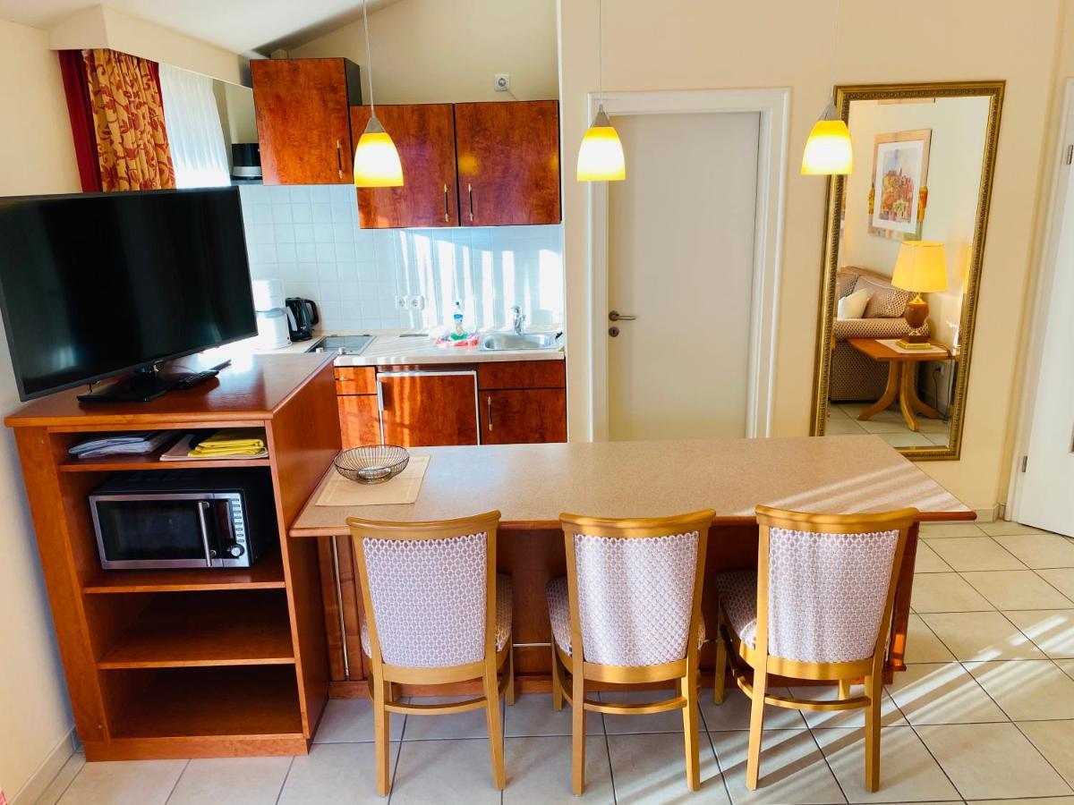 Residenz Bleichroeder - Ferienwohnung Charlotte ゼーバート・ヘリングスドルフ エクステリア 写真