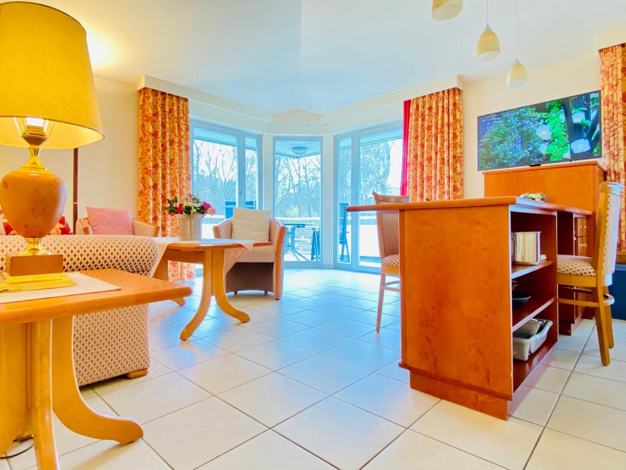 Residenz Bleichroeder - Ferienwohnung Charlotte ゼーバート・ヘリングスドルフ エクステリア 写真